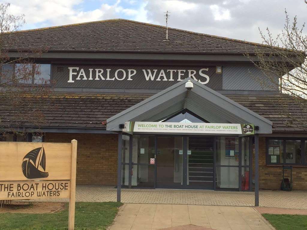 Fairlop Waters | Forest Rd, Ilford, Barkingside IG6 3HN, UK | Phone: 020 8500 9911