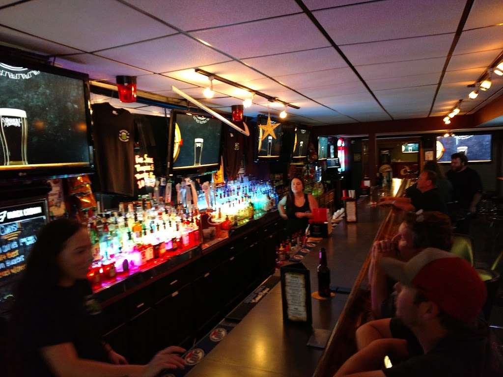 Daverns Tavern and Lounge | 8527 W 79th St, Justice, IL 60458, USA | Phone: (708) 924-6003