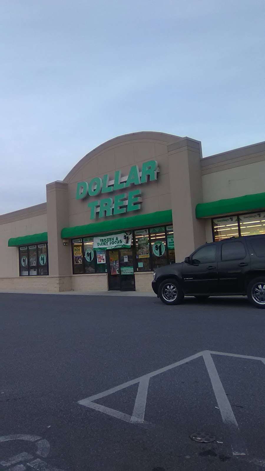 Dollar Tree | 343 Baltimore Rd, Shippensburg, PA 17257, USA | Phone: (717) 913-6101