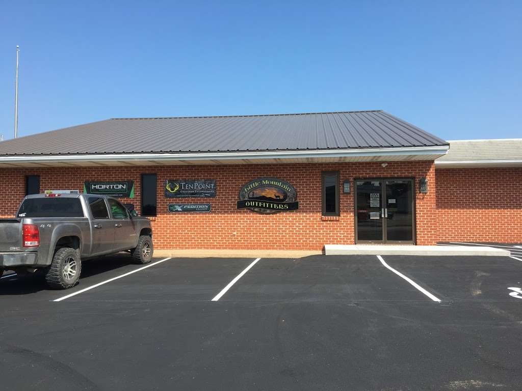 Little Mountain Outfitters | 225 E Main St, Richland, PA 17087, USA | Phone: (717) 821-1891