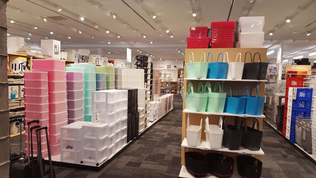 The Container Store | 18760 Gulf Fwy, Friendswood, TX 77546, USA | Phone: (832) 915-7010