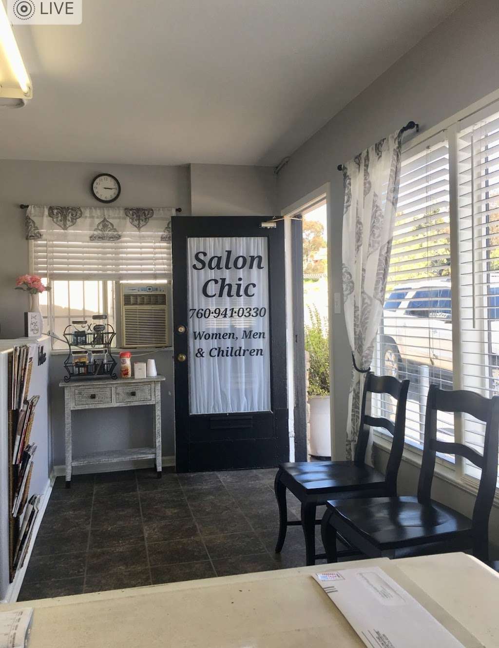 Salon Chic | 130 Eucalyptus Ave, Vista, CA 92084, USA | Phone: (760) 941-0330