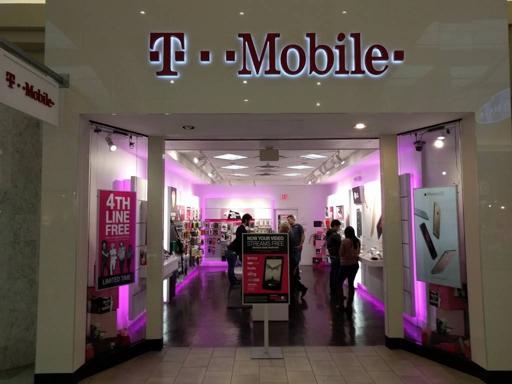 T-Mobile | 7900 Shelbyville Rd, Louisville, KY 40222, USA | Phone: (502) 742-2700