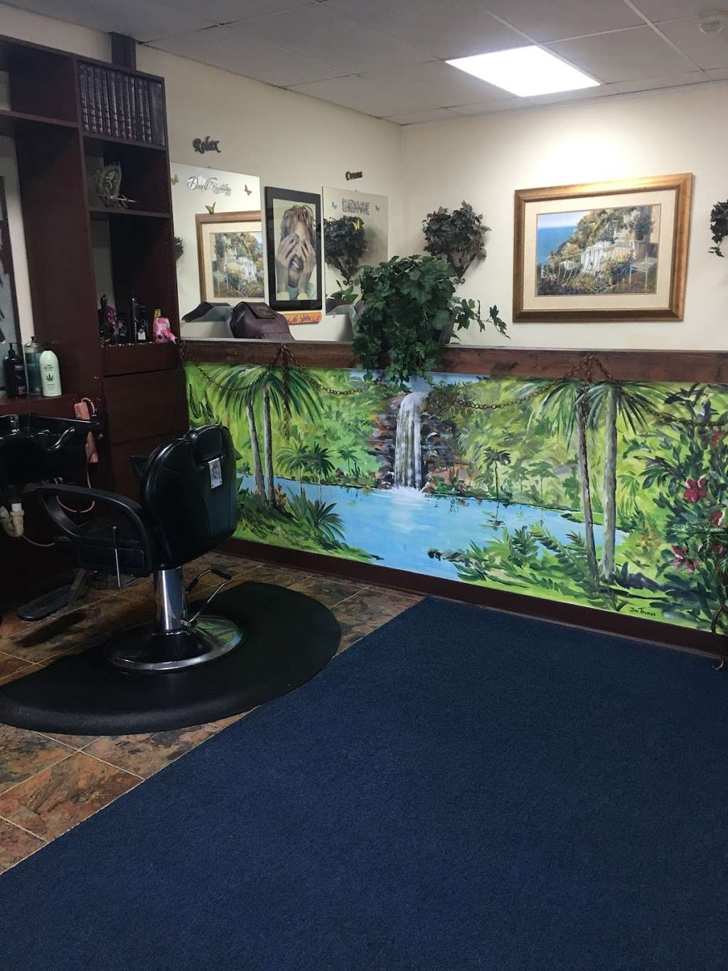 Clippers Hair Salon and Spa | 9114 US-192, Clermont, FL 34714, USA | Phone: (863) 424-2958