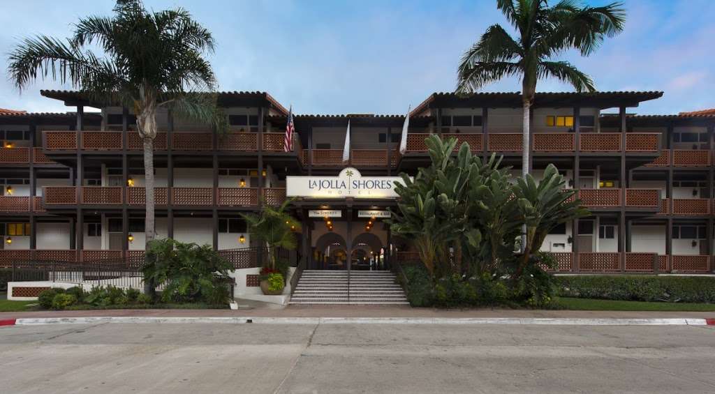 La Jolla Shores Hotel | 8110 Camino Del Oro, La Jolla, CA 92037, USA | Phone: (855) 923-8058