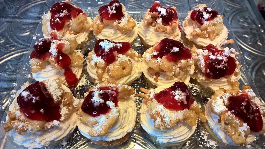 Dianas Heavenly Cupcakes | 282 Grange Rd, McDonald, PA 15057, USA | Phone: (412) 628-0642