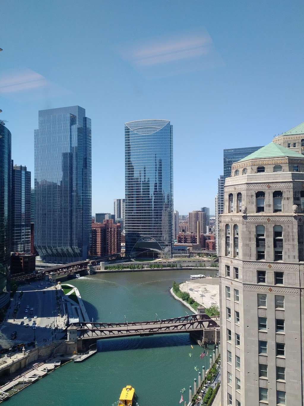 CSR US | 300 N LaSalle Dr, Chicago, IL 60654, USA