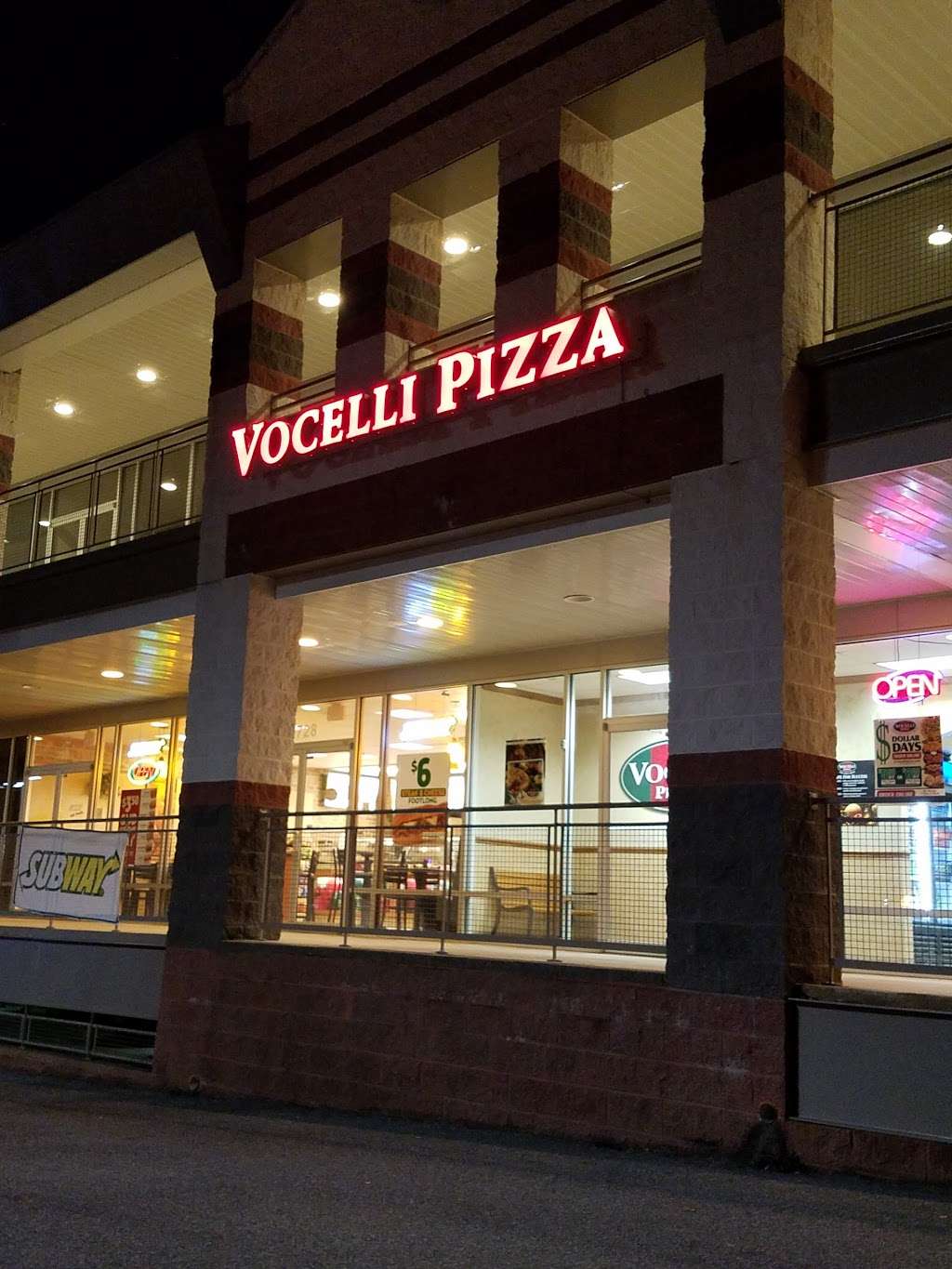 Vocelli Pizza - meal delivery  | Photo 2 of 4 | Address: 730 Cloverly St, Silver Spring, MD 20905, USA | Phone: (301) 879-8008