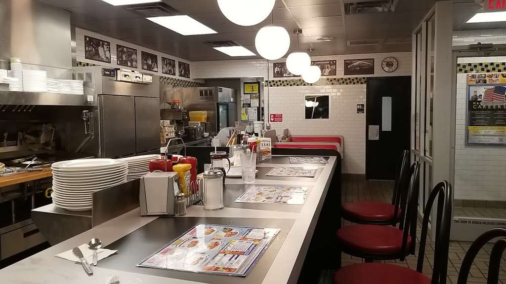 Waffle House | 635 Rankin Rd, Houston, TX 77073, USA | Phone: (281) 713-0128