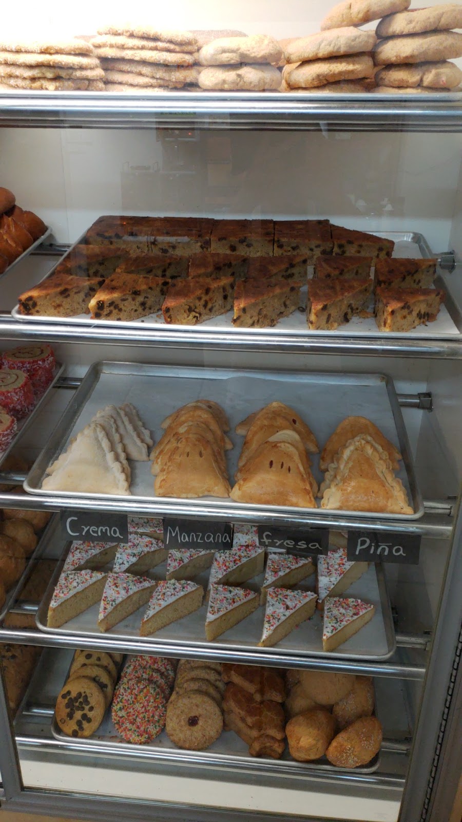 MANES BAKERY | 515 E Colonia Rd, Oxnard, CA 93030, USA | Phone: (805) 483-9053