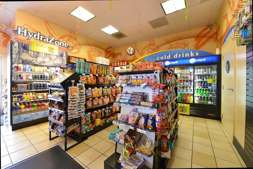 Chevron | 11804 E Carson St, Hawaiian Gardens, CA 90716 | Phone: (562) 425-9413