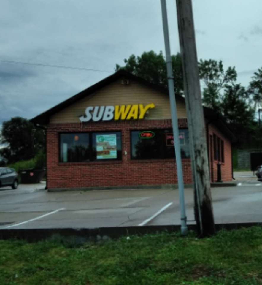 Subway | 4514 SE U.S. Hwy 169, St Joseph, MO 64507, USA | Phone: (816) 387-8383