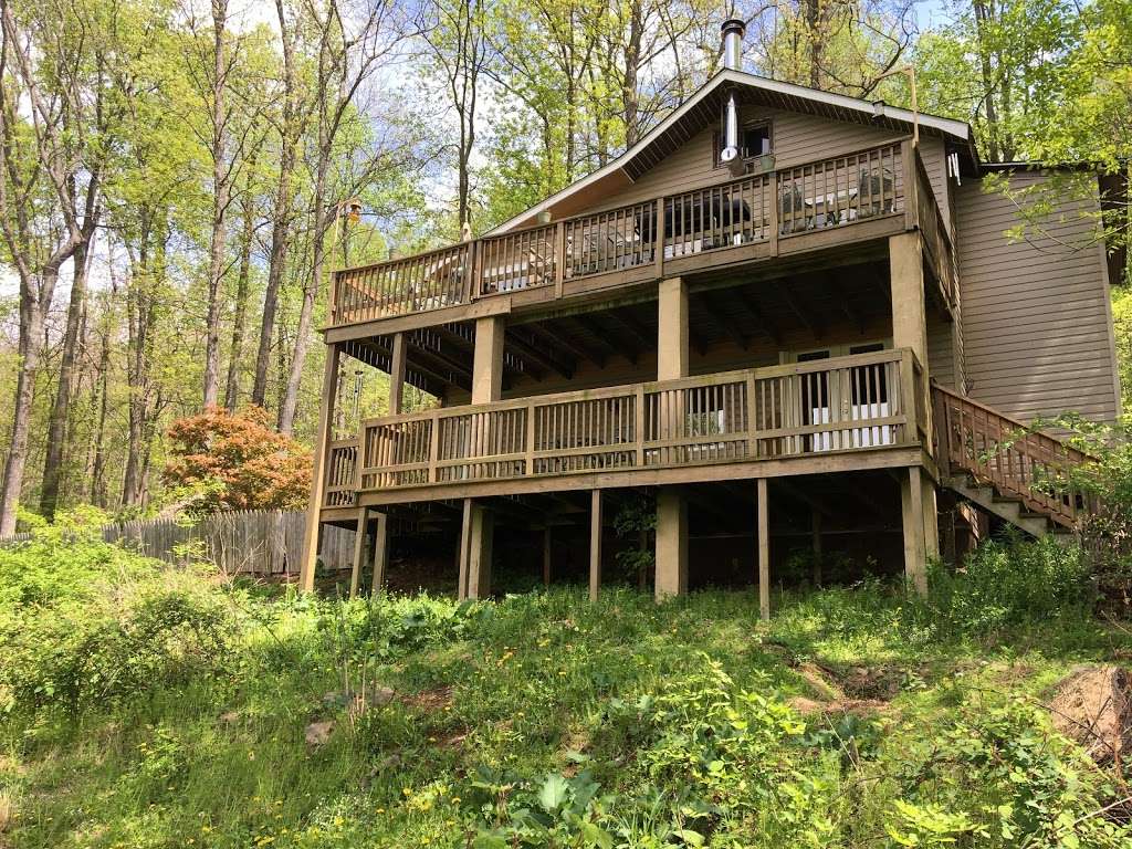 Valley Vista Cabin | 1460 High Top Rd, Linden, VA 22642, USA | Phone: (540) 660-5467