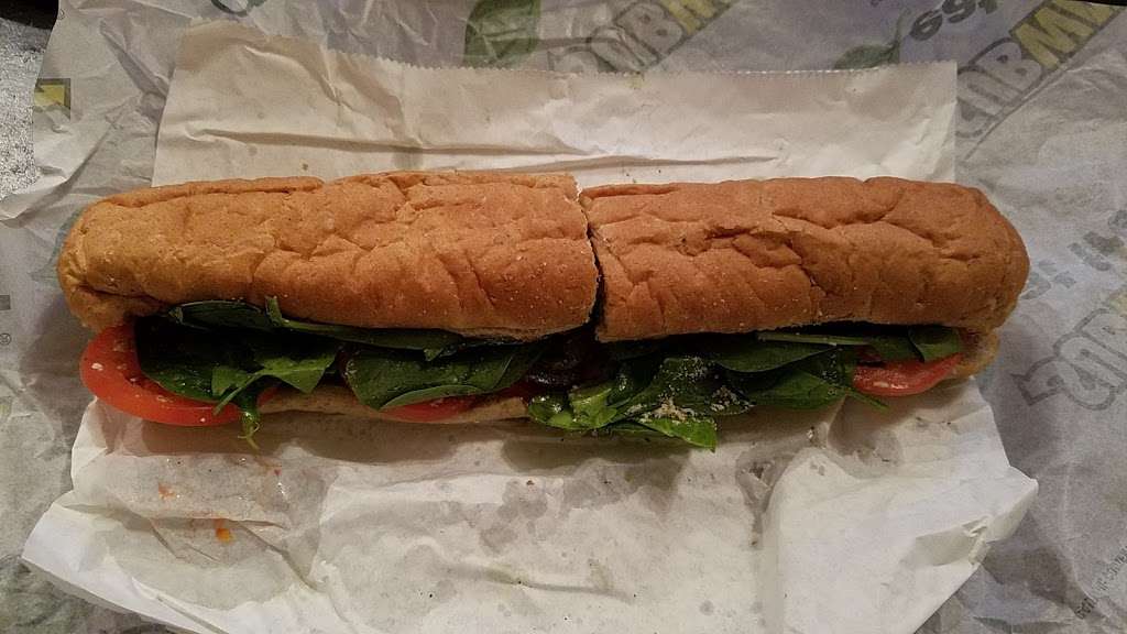 Subway Restaurants | 599 Highland St, Mt Holly, NC 28120 | Phone: (704) 822-0314