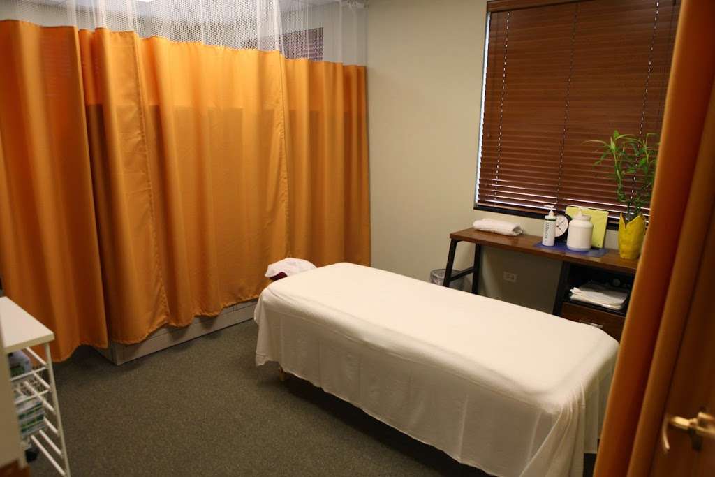 Genuine Care Health and Wellness Center | 850 N Cass Ave #101, Westmont, IL 60559 | Phone: (630) 353-5250