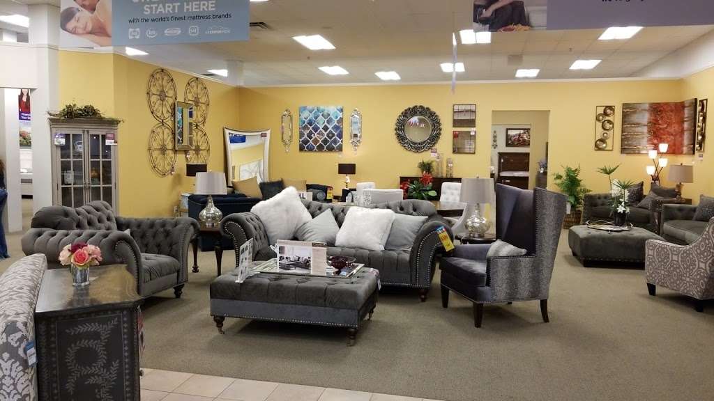 Raymour & Flanigan Furniture and Mattress Store | 531 US-46 Suite 100, Fairfield, NJ 07004, USA | Phone: (973) 227-2868