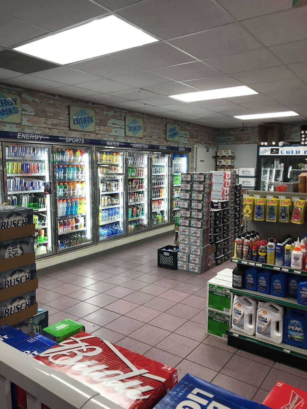 Country Stop Market & Gasoline | 9S595 State Route 47, Sugar Grove, IL 60554, USA | Phone: (630) 466-4699
