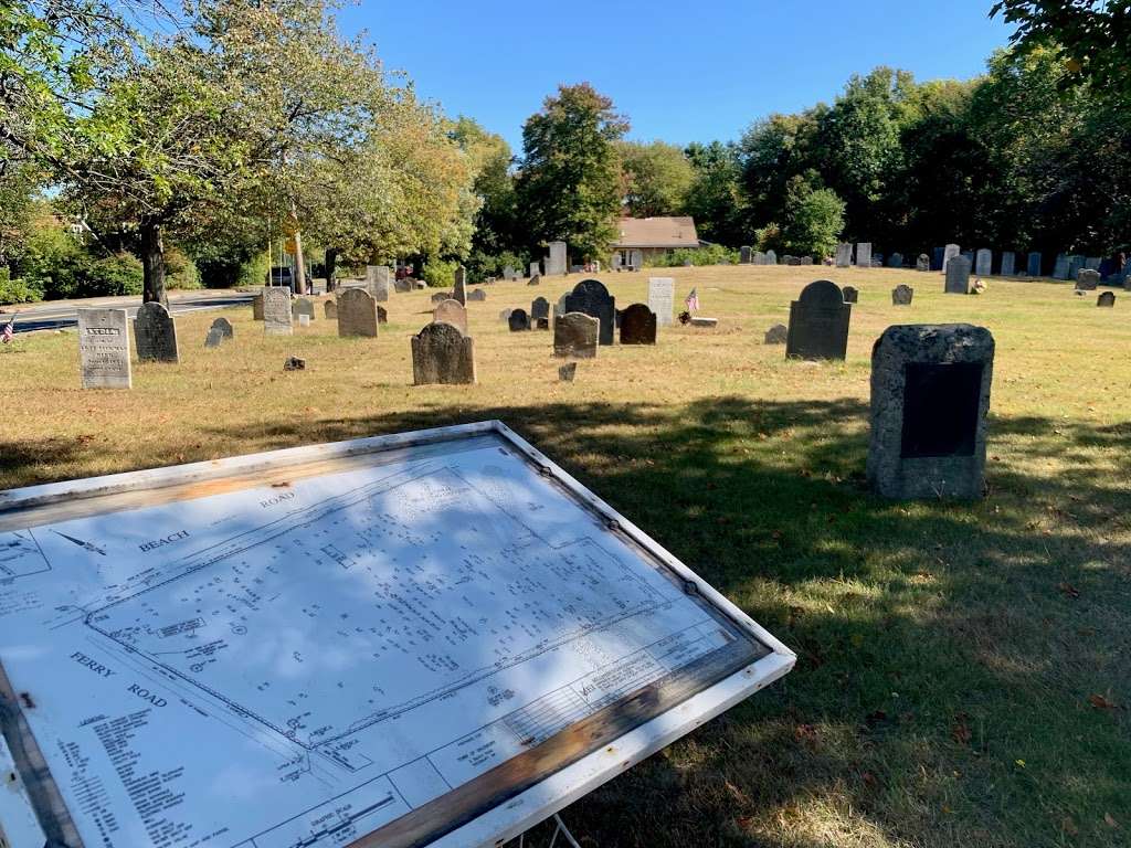 Old Burying Ground | 24 Beach Rd, Salisbury, MA 01952