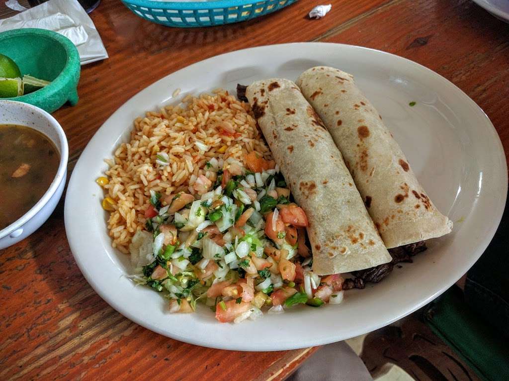 Don Chile Mexican Restaurant | 635 McCarty St, Houston, TX 77029, USA | Phone: (713) 674-2455