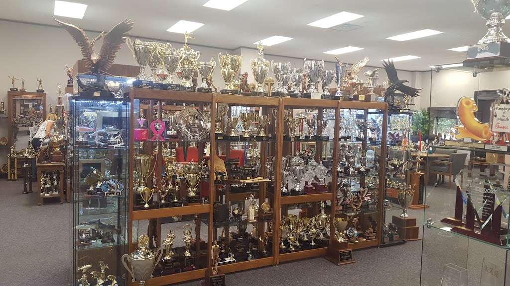 Monarch Trophy & Awards | 8840 North Sam Houston Pkwy W, Houston, TX 77064 | Phone: (713) 464-1122