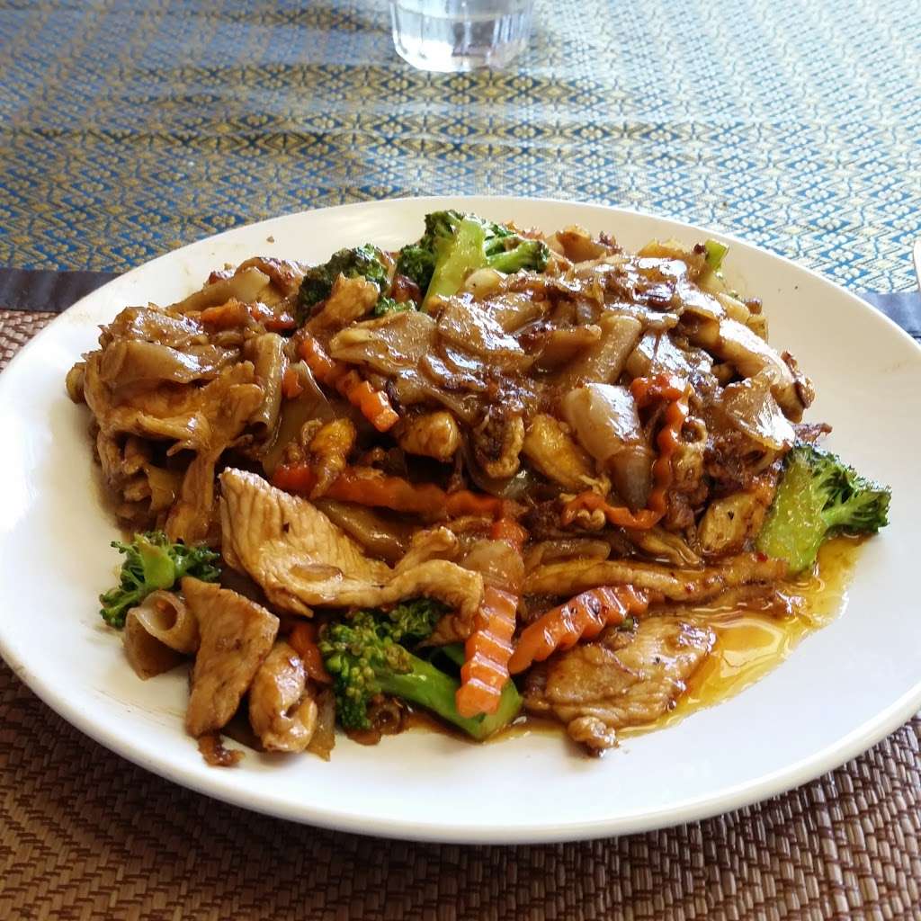 Thai One On | 485 S Melrose Dr #108, Vista, CA 92081, USA | Phone: (760) 643-1688