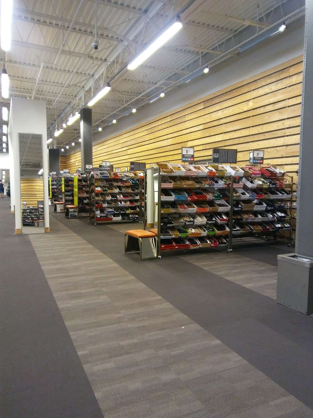 DSW Designer Shoe Warehouse | 135 NJ-35, Eatontown, NJ 07724 | Phone: (732) 440-3509