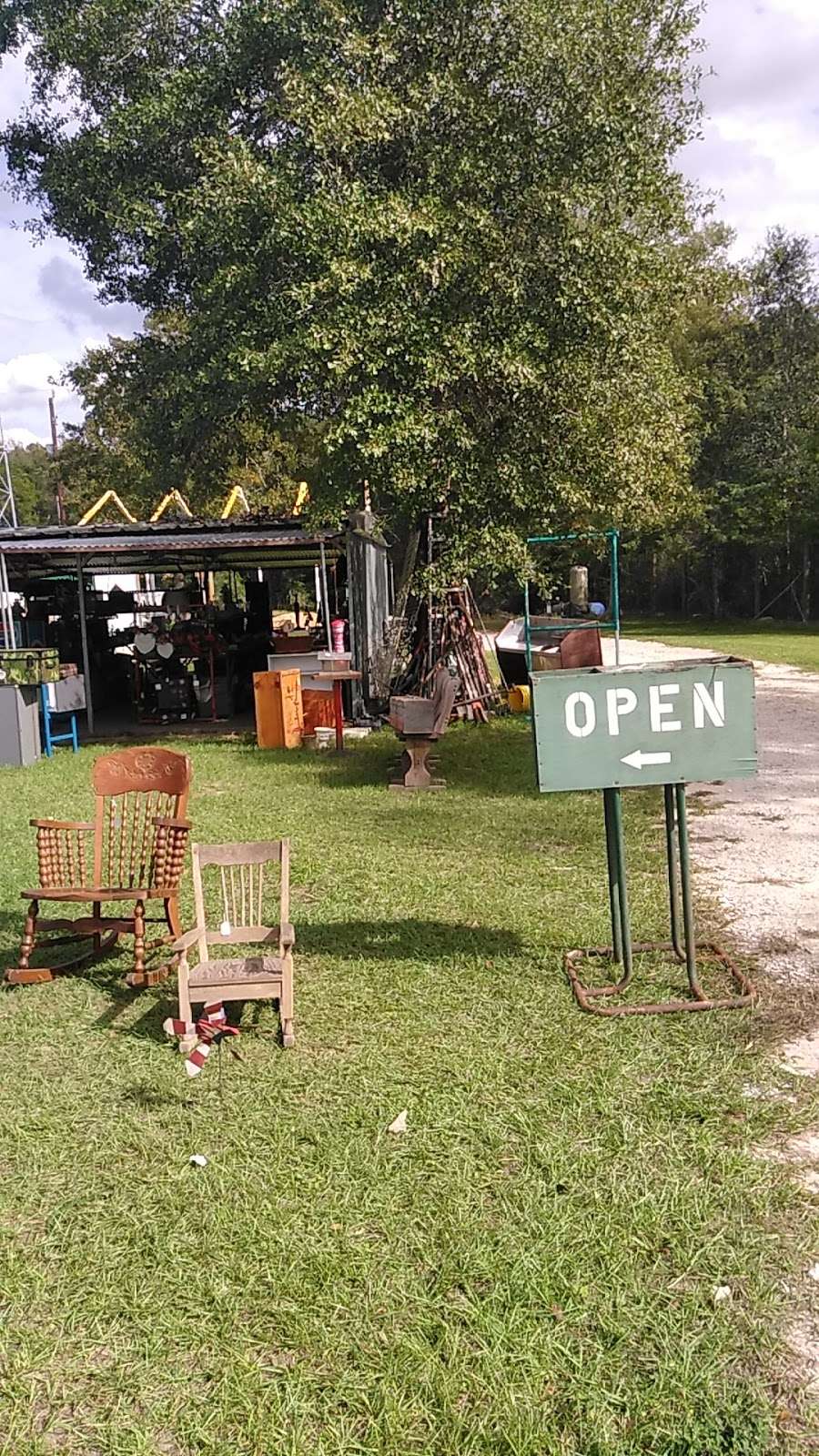 Flea Market | 27810 Hwy 6, Hempstead, TX 77445, USA