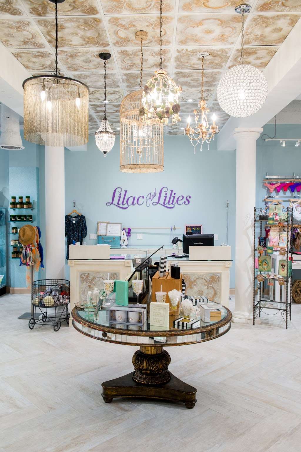 Lilac And Lilies Boutique | 2541 E Sunrise Blvd, Fort Lauderdale, FL 33304, USA | Phone: (954) 530-3109