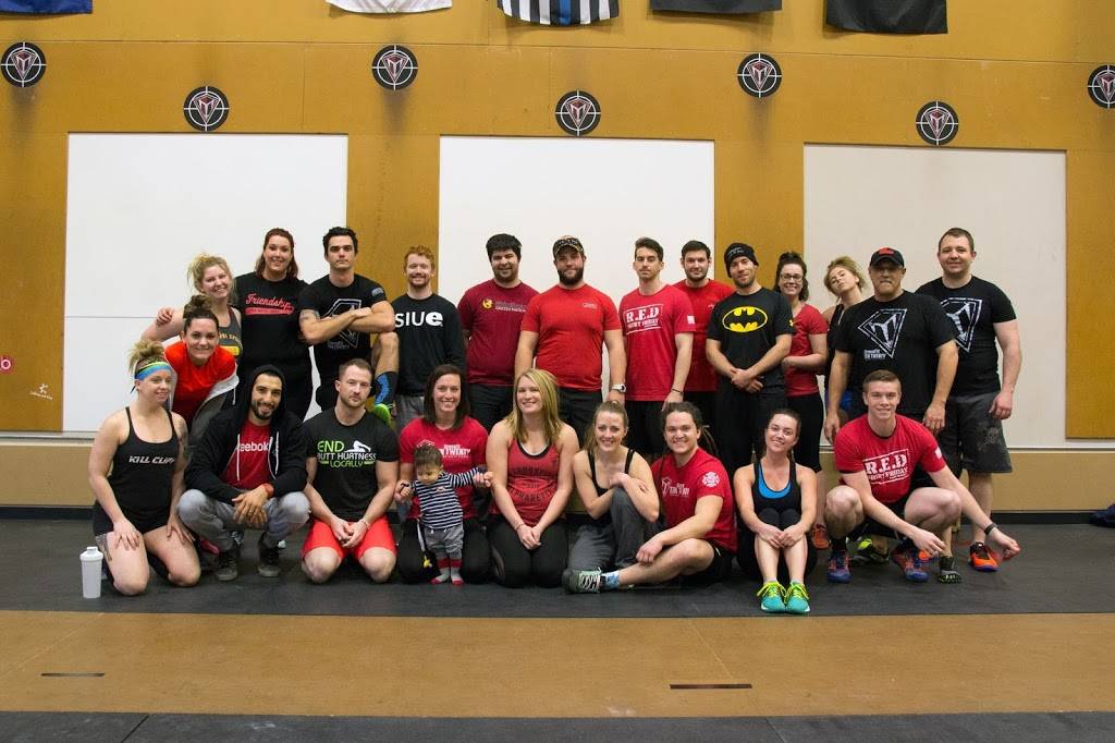 CrossFit Ten Twenty | 22 Gateway Commerce Center Dr W Ste 108, Edwardsville, IL 62025, USA | Phone: (314) 471-9985