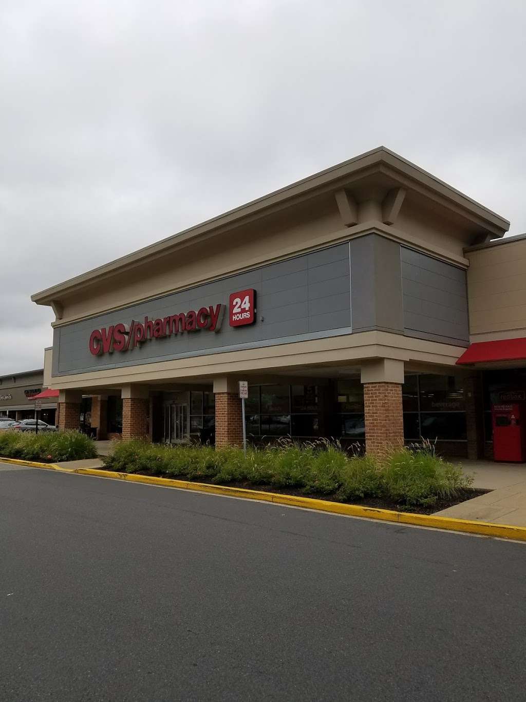 CVS Pharmacy Drive-Thru | Springfield, VA 22151, USA | Phone: (703) 978-8810