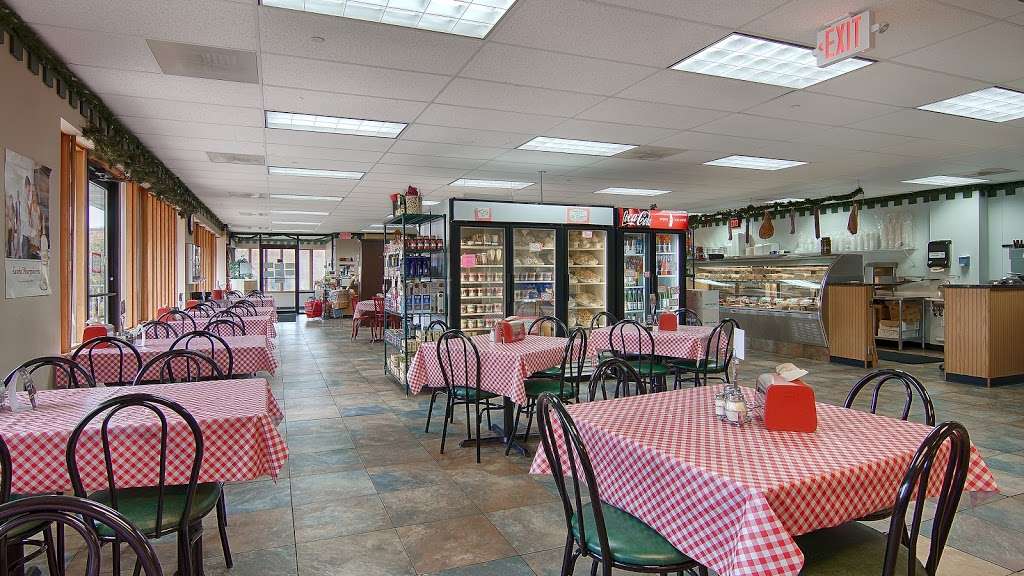 R&V Italian Market and Deli | 13801 W Laurel Dr, Lake Forest, IL 60045 | Phone: (847) 816-6468