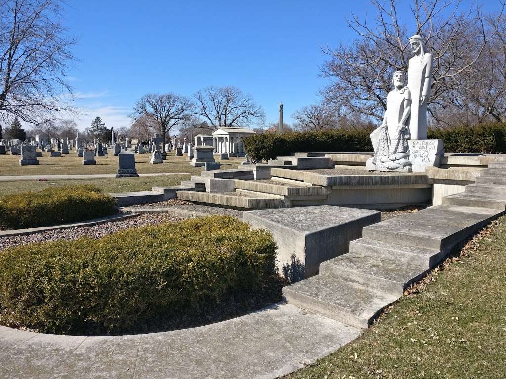 Calvary Catholic Cemetery | 301 Chicago Ave, Evanston, IL 60202, USA | Phone: (847) 864-3050