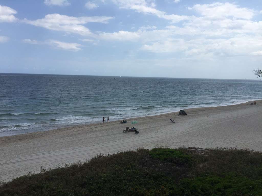 Beach Getaway Ocean View Vacation Rental | 1480 S Ocean Blvd Unit 321, Pompano Beach, FL 33062, USA | Phone: (954) 802-6643