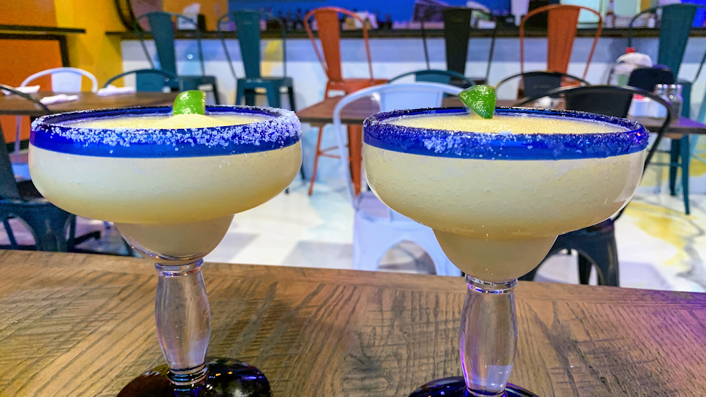 Dos Gringos | 149 Spring St, Jeffersonville, IN 47130, USA | Phone: (812) 590-1280