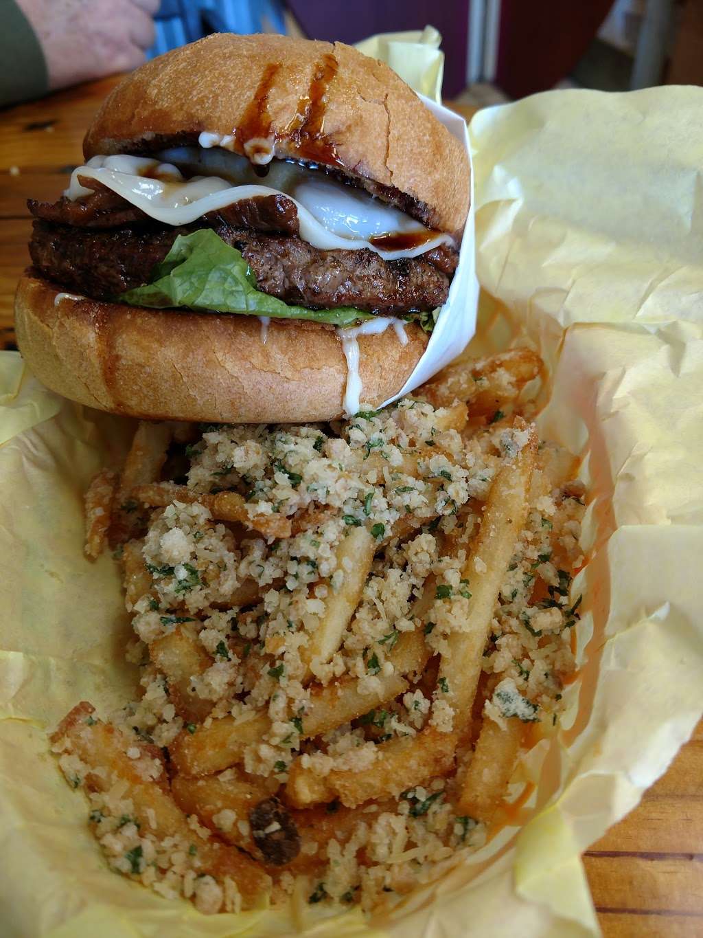 The Pocket Burger Shack | 16873 Pacific Coast Hwy, Huntington Beach, CA 92649 | Phone: (562) 592-7771