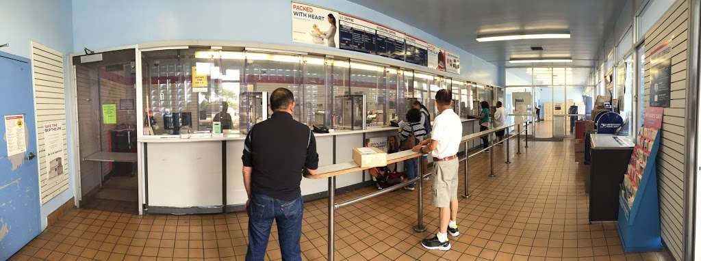 United States Postal Service | 1455 W Redondo Beach Blvd, Gardena, CA 90247, USA | Phone: (800) 275-8777