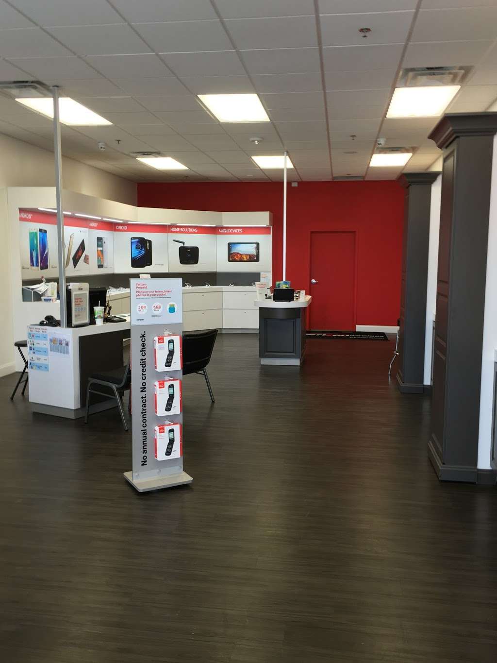 Verizon Authorized Retailer / RW - East Stroudsburg, Pa | 4543 Milford Rd #110, East Stroudsburg, PA 18301 | Phone: (570) 730-4776