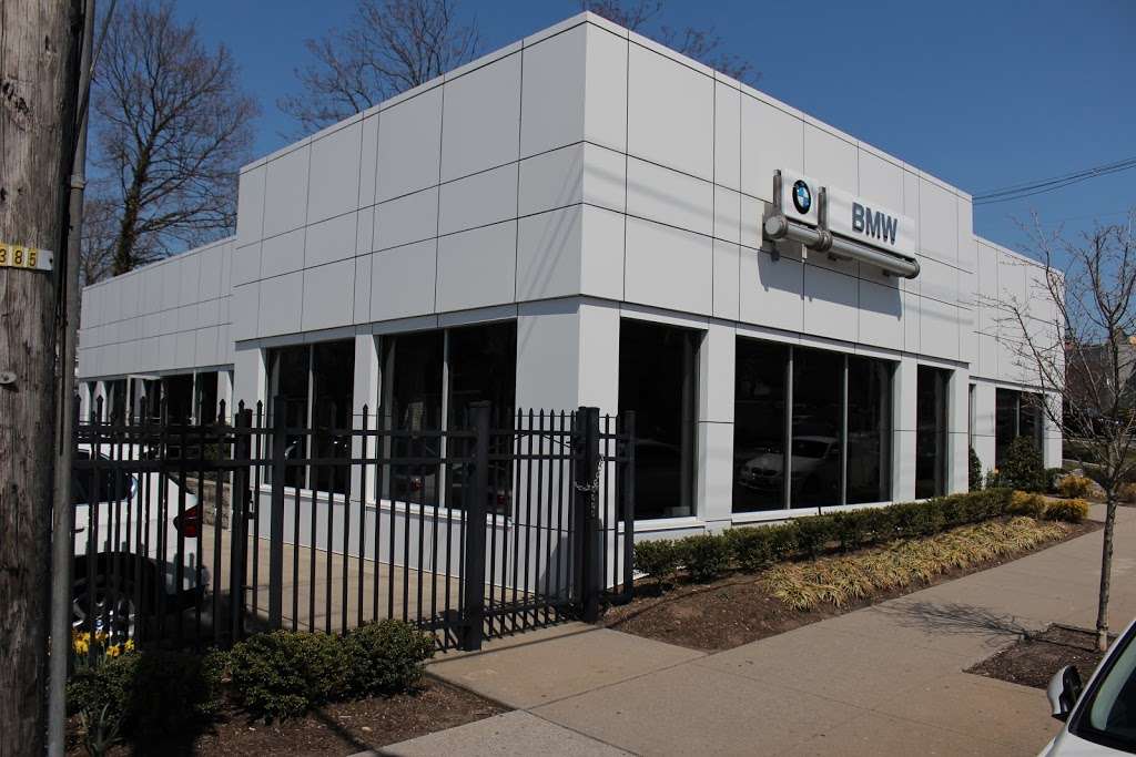 BMW of Bayside | 247-21 Northern Blvd, Douglaston, NY 11363 | Phone: (718) 229-4400