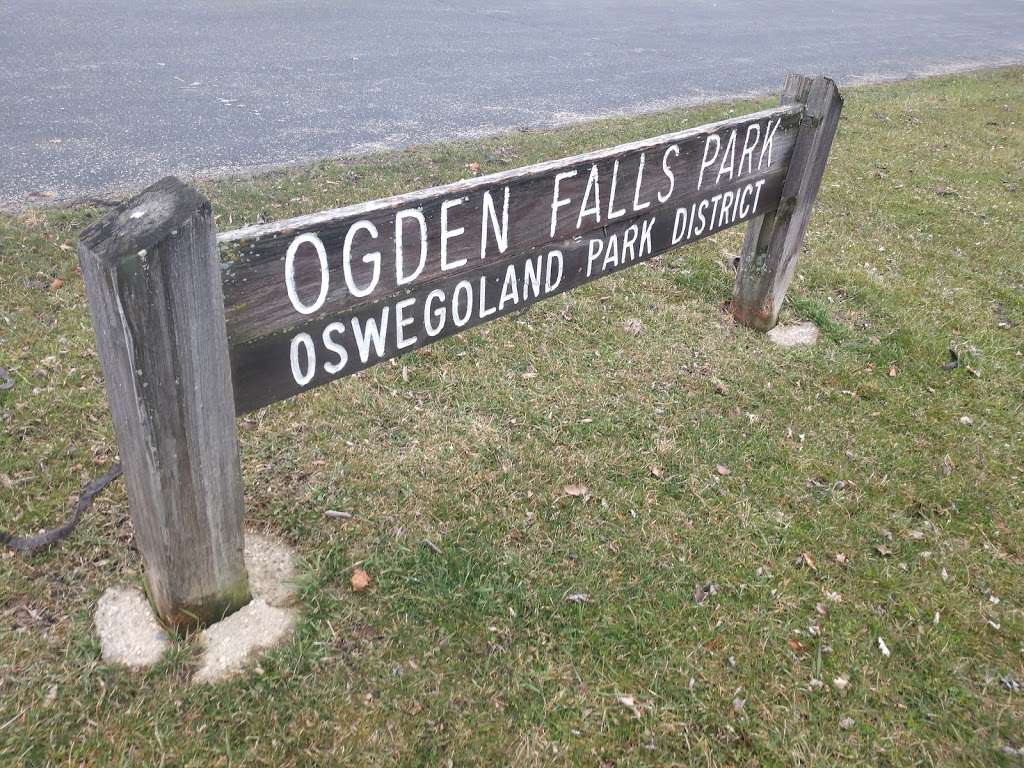 Ogden Falls Park | 313 East Washington, Oswego, IL 60543, USA | Phone: (630) 554-1010