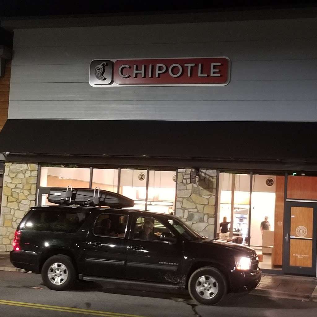 Chipotle Mexican Grill | 239 Swedesford Rd, Wayne, PA 19087, USA | Phone: (610) 688-0639