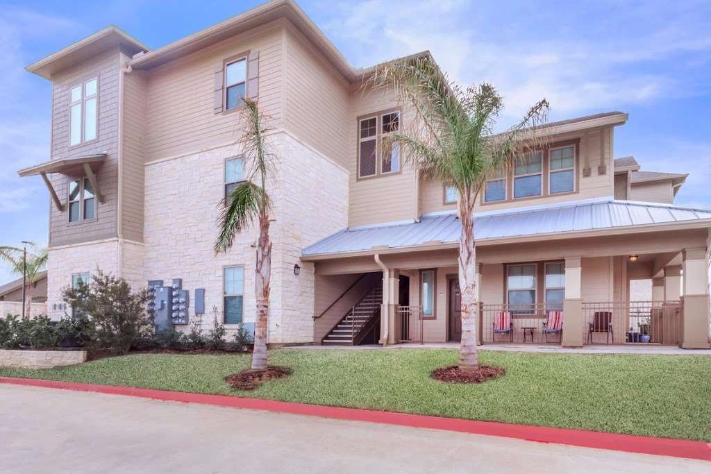 Catalon Apartments | 6013 Queenston Blvd, Houston, TX 77084, USA | Phone: (281) 463-3200