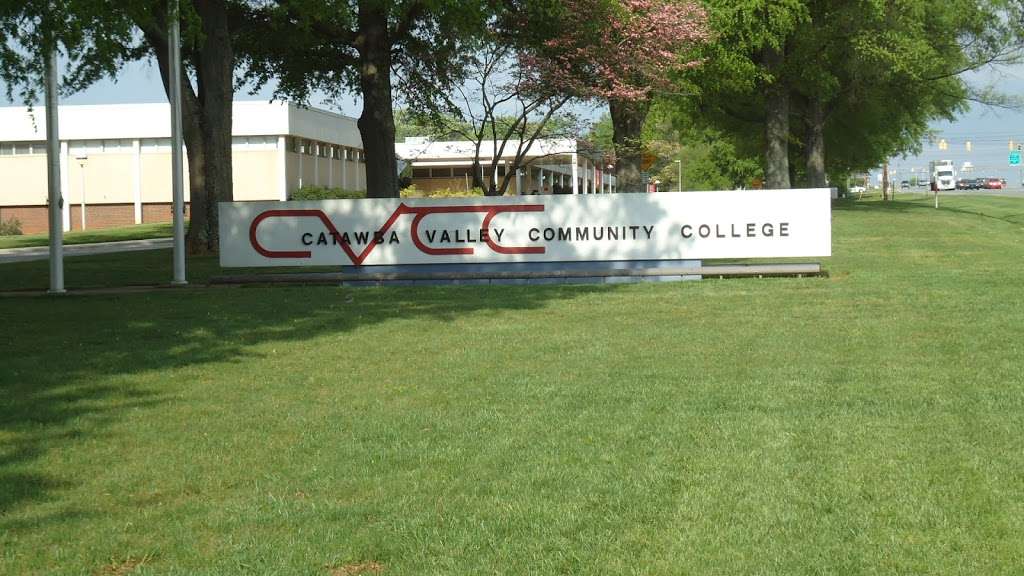 Catawba Valley Community College | 2550 US Hwy 70 SE, Hickory, NC 28602, USA | Phone: (828) 327-7000