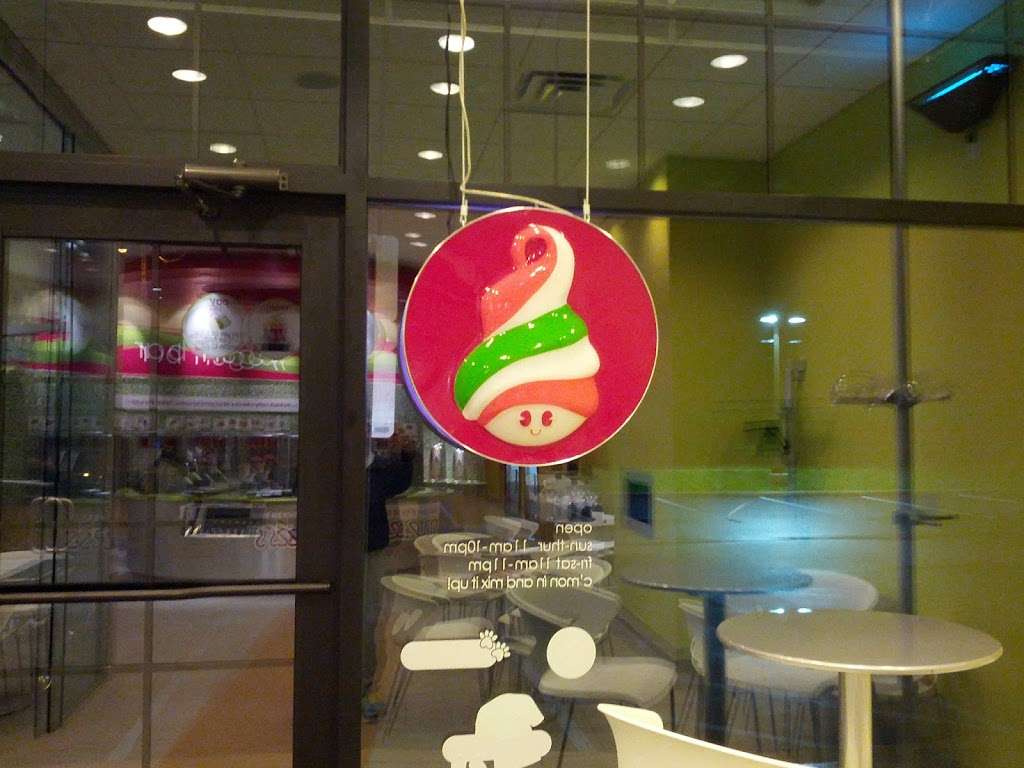 Menchies Frozen Yogurt | 3014 Linden St, Bethlehem, PA 18017 | Phone: (610) 419-0096