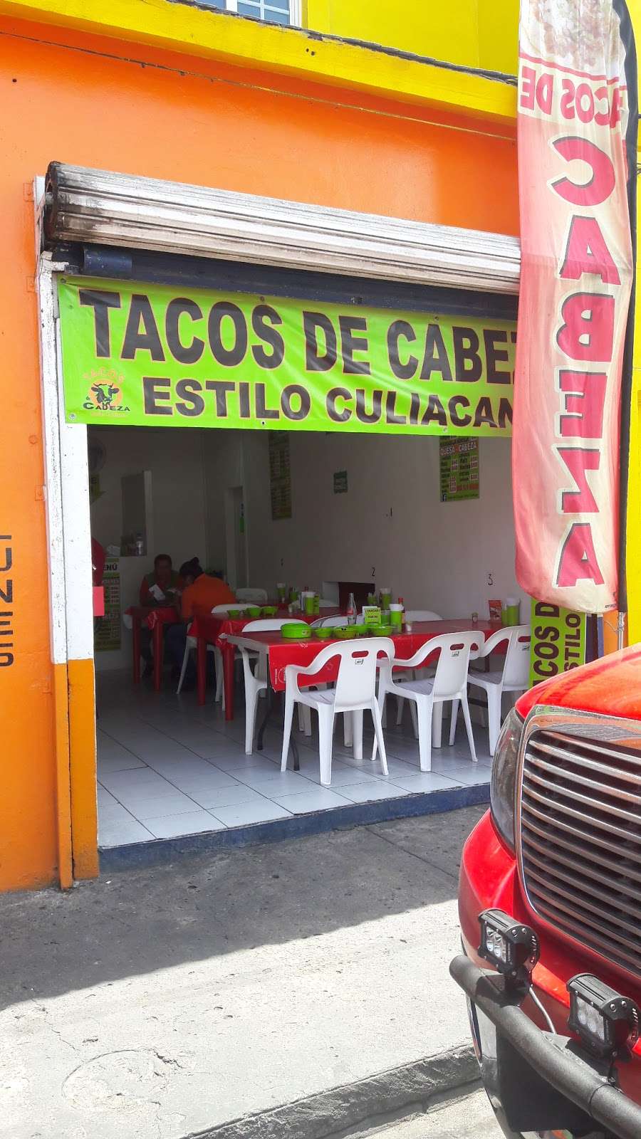 Tacos de cabeza estilo Culiacán | Blvd. Lázaro Cárdenas, norte, 22457 Tijuana, B.C., Mexico | Phone: 664 524 6609