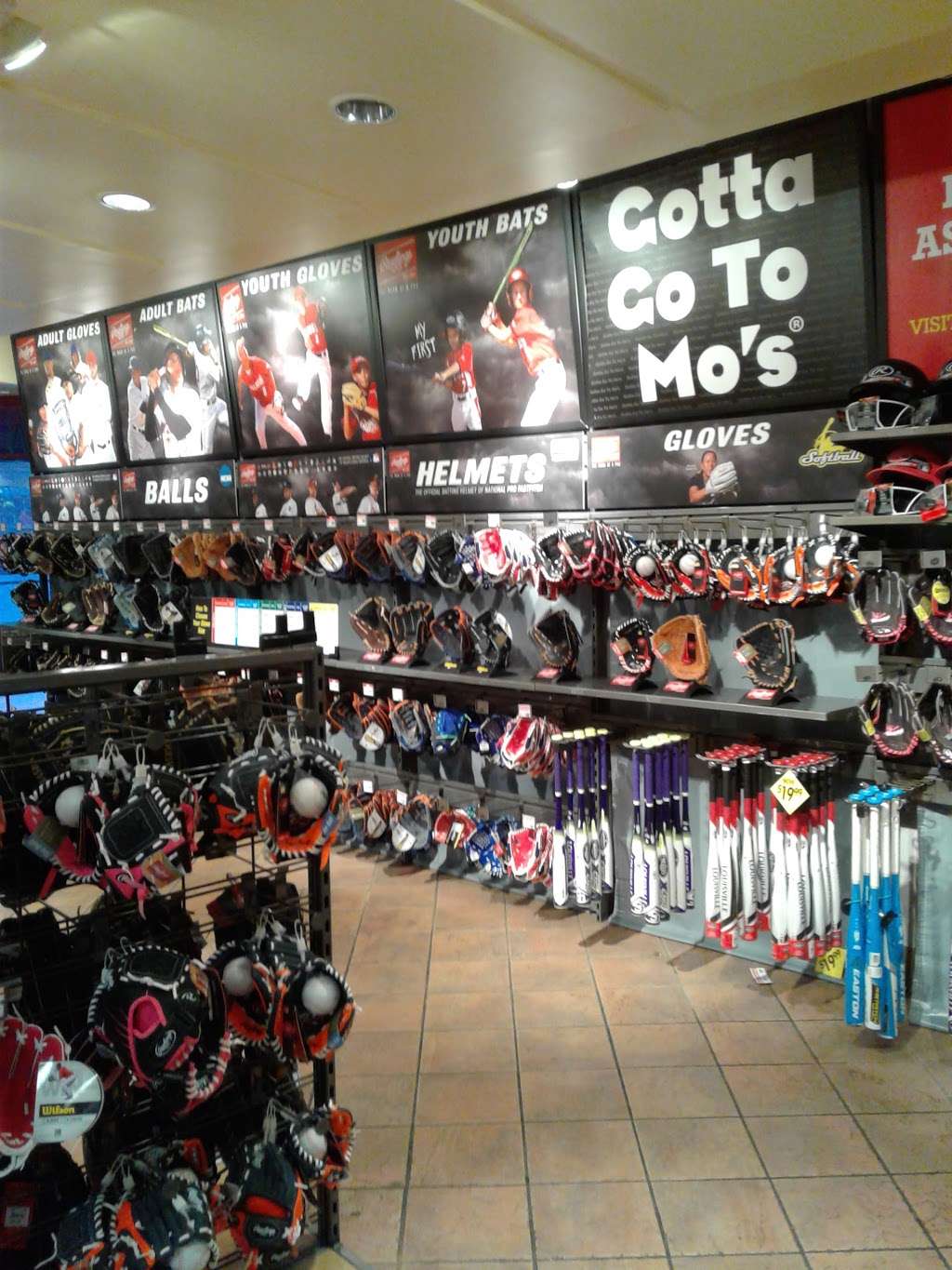 Modells Sporting Goods | 6701 Frontier Dr, Springfield, VA 22150, USA | Phone: (703) 971-8303