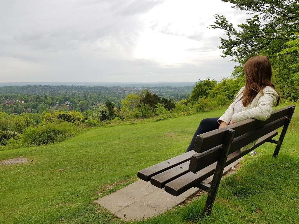 Reigate Hill Car Park | Reigate RH2 0HX, UK