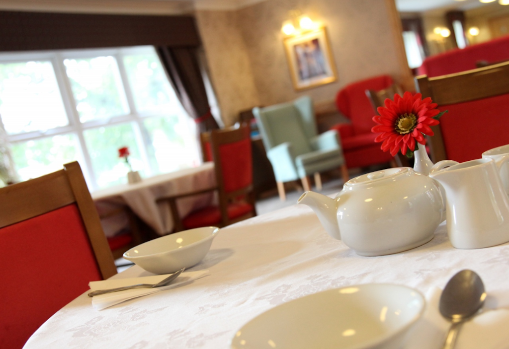 Sherrell House Care Home | 414 Fencepiece Rd, Chigwell IG7 5DP, UK | Phone: 020 8501 3389