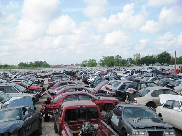 Cullen Auto Parts | 13701 Cullen Blvd, Houston, TX 77047 | Phone: (713) 733-5100