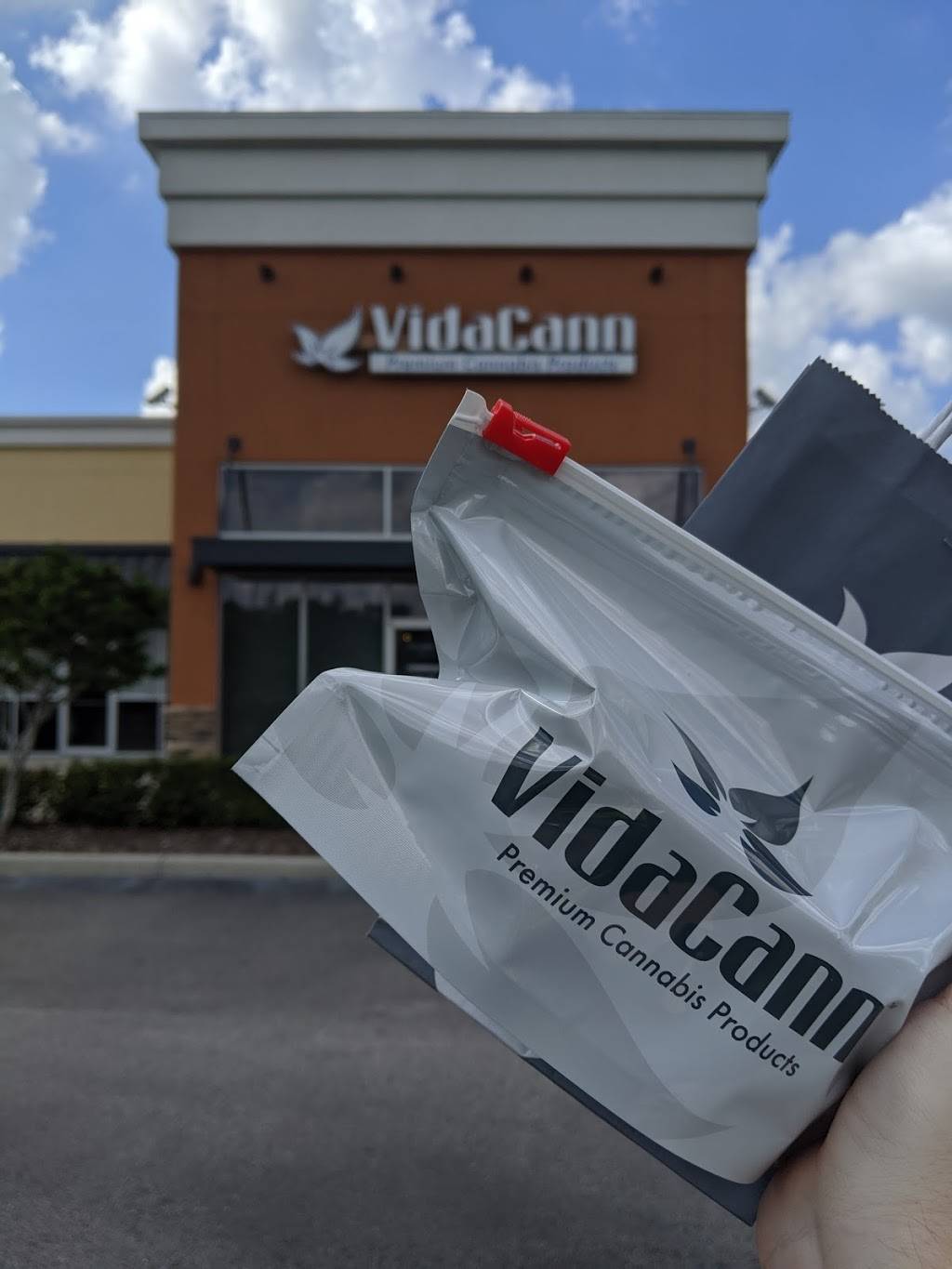 VidaCann | 1700 N Semoran Blvd #160, Orlando, FL 32807, USA | Phone: (407) 730-4087