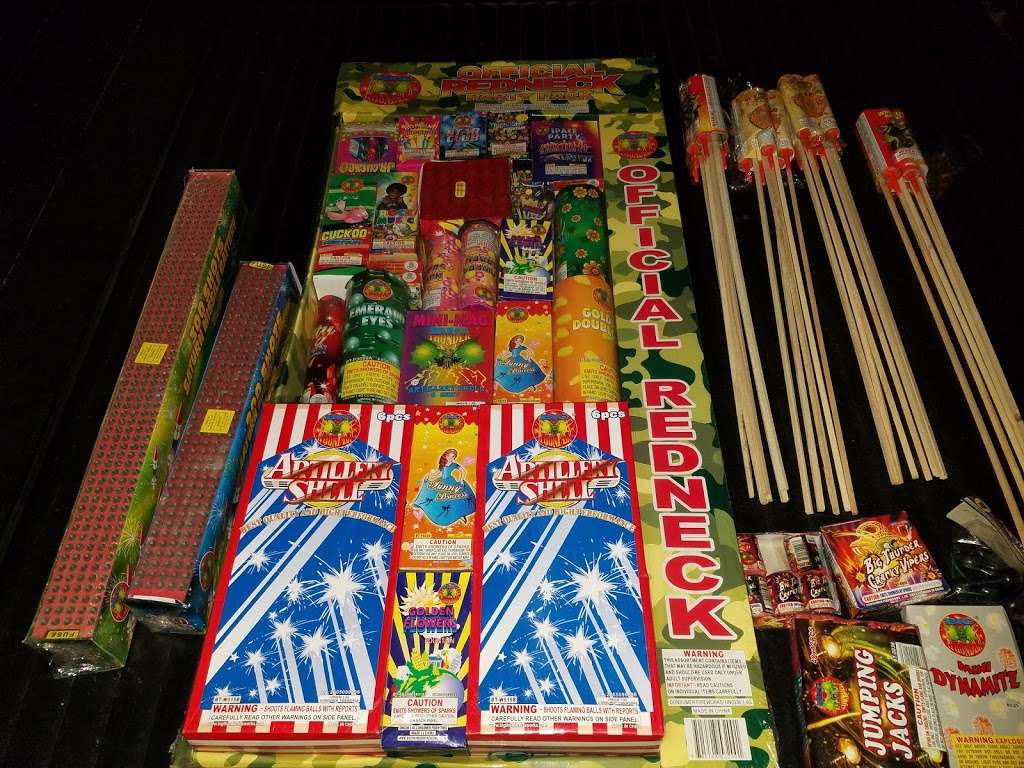 4-Corners Fireworks | 16149 Old Richmond Rd, Sugar Land, TX 77498, USA | Phone: (281) 575-7882